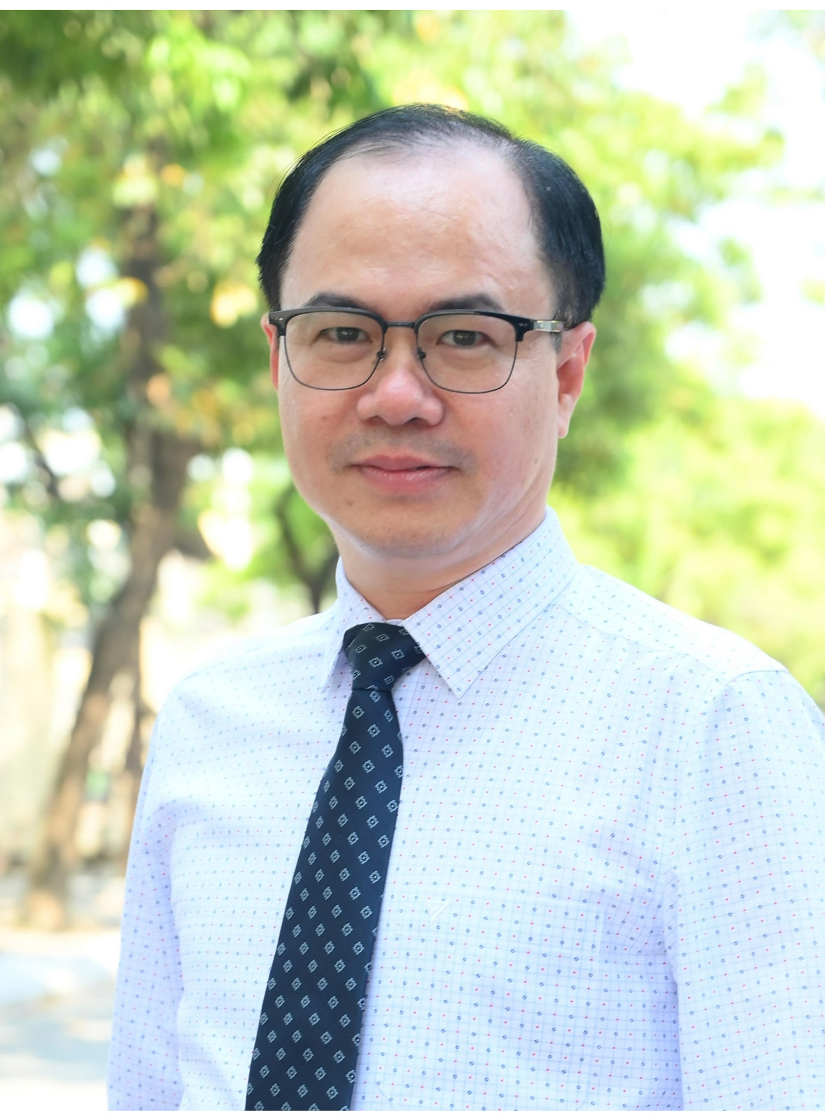 Trưởng khoa TS. Nguyễn Quyết Chiến