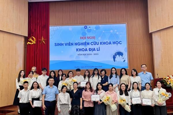   
          HỘI NGHỊ SINH VIÊN NGHIÊN CỨU KHOA HỌC NĂM HỌC 2024–2025